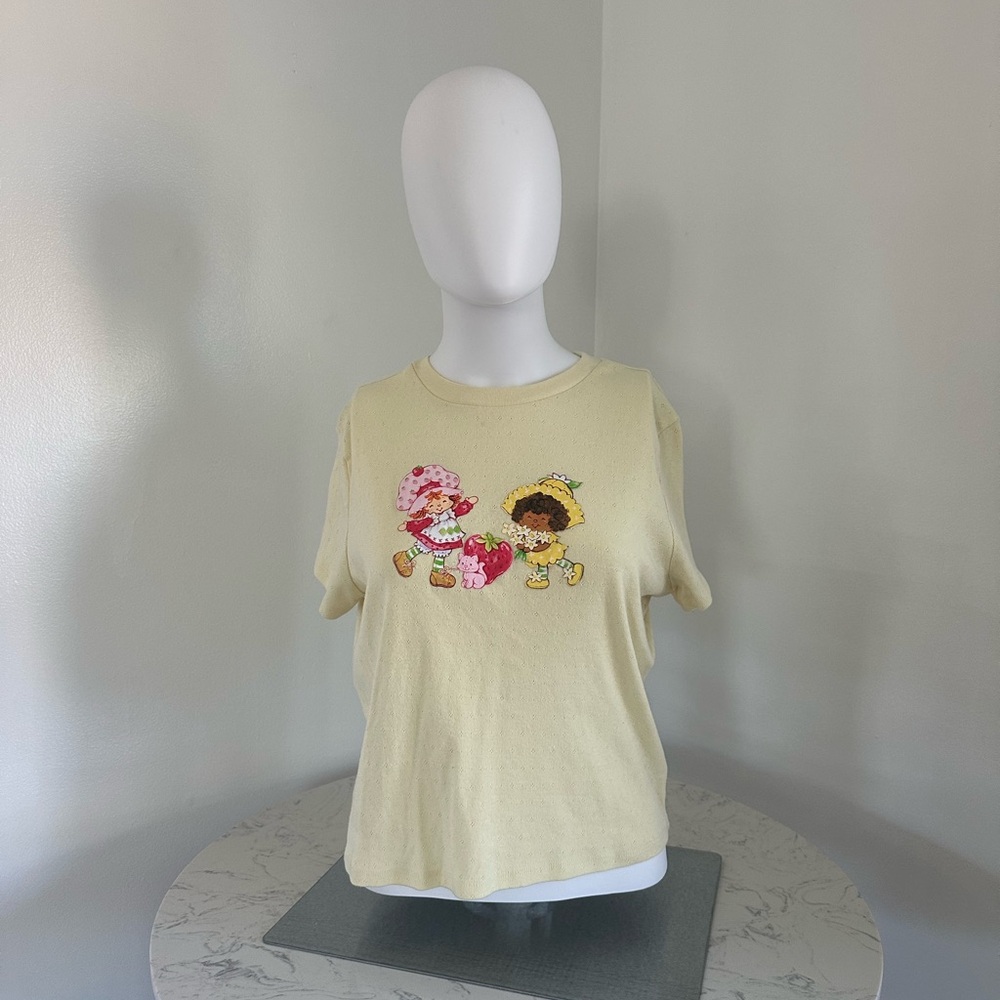 Strawberry shortcake Patch Graphic Tee - Cream